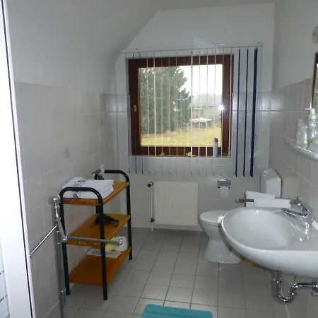 Am Borgwallsee * Steinhagen (Vorpommern-Rugen)